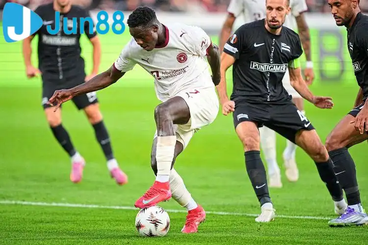Midtjylland được dự đoán sẽ tiếp đà chiến thắng khi hành quân đến sân của Nottingham Forest. Midtjylland được dự đoán sẽ tiếp đà chiến thắng khi hành quân đến sân của Nottingham Forest.